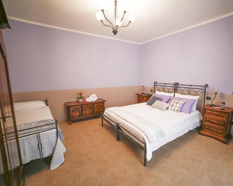 Palazzo Le Muse Apartments ベヴァーニャ エクステリア 写真